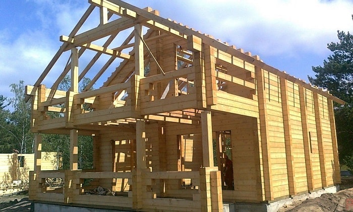 Строительство деревянного дома из бруса